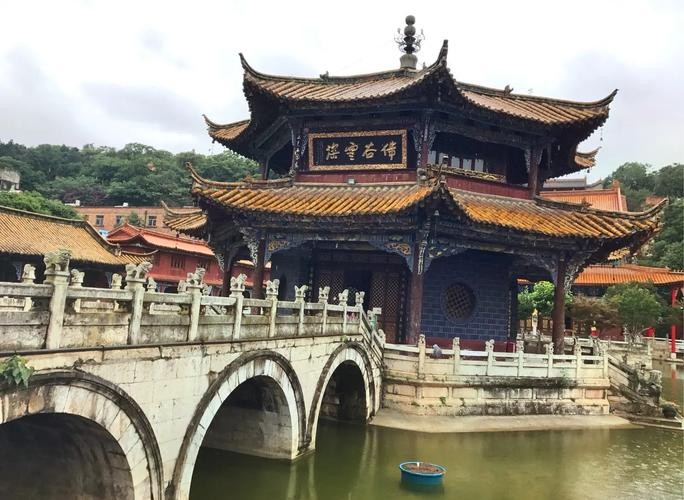 圆通寺圆通宝殿